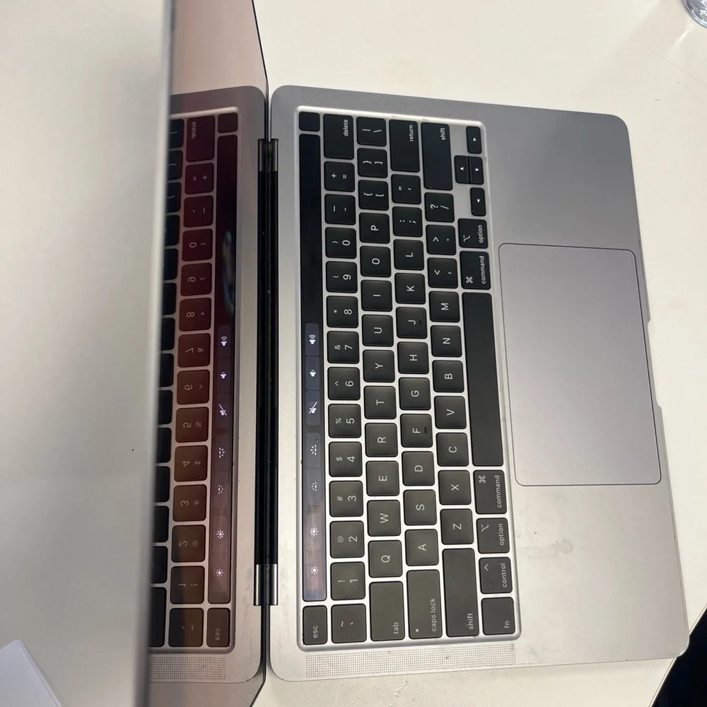 Apple MacBook Pro 13”